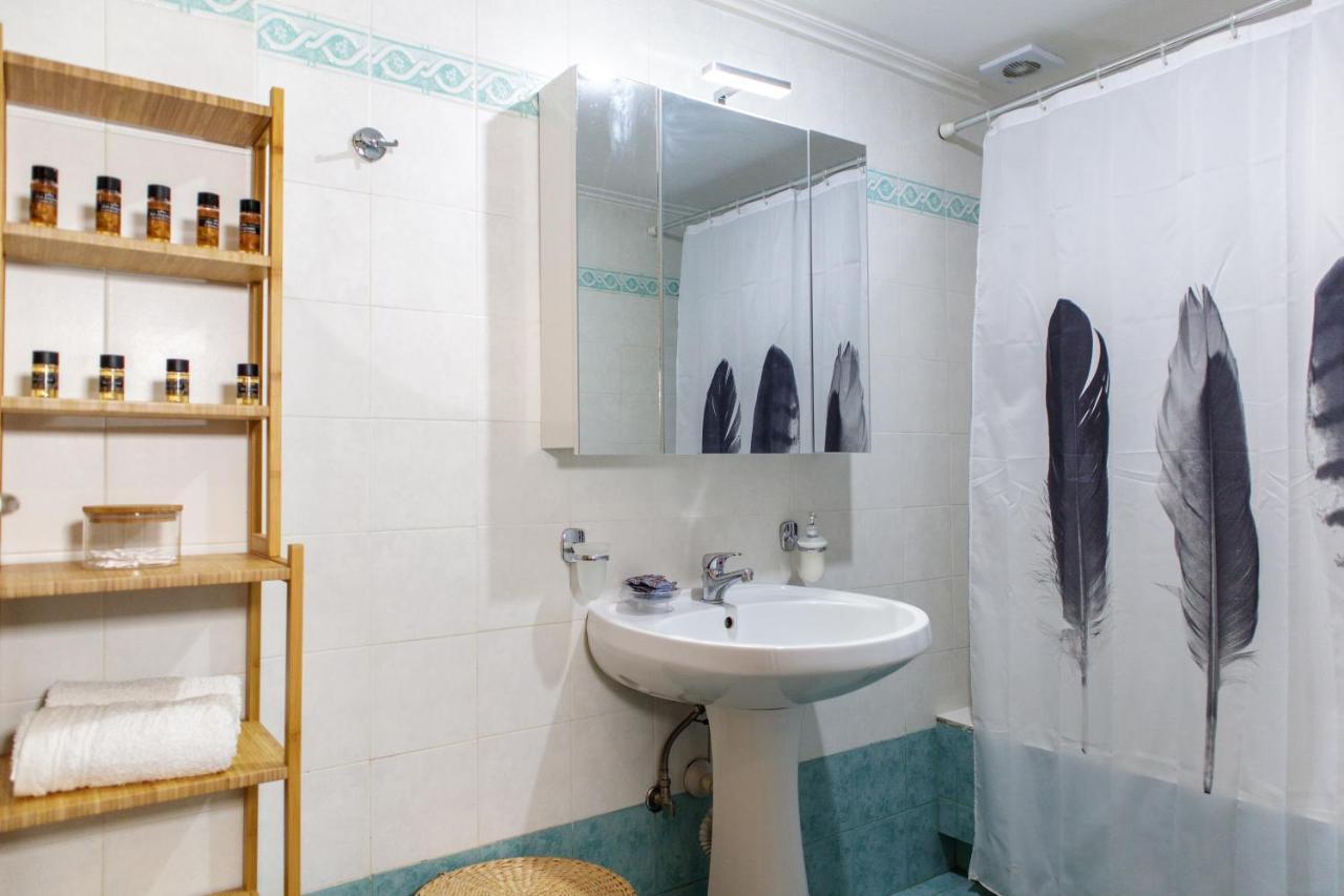Almyros Aktis Seaview Apartment 卡拉马塔 外观 照片