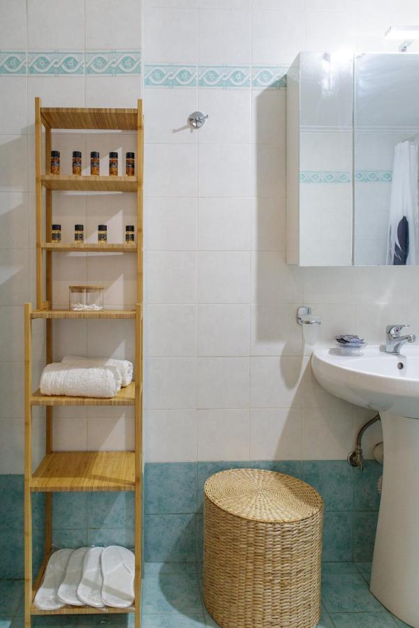 Almyros Aktis Seaview Apartment 卡拉马塔 外观 照片